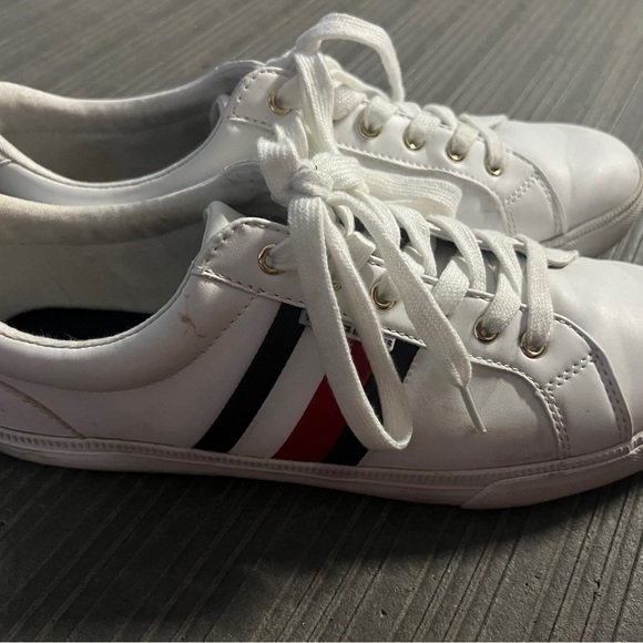Tommy Hilfiger White Sneakers - Picture 2 of 4